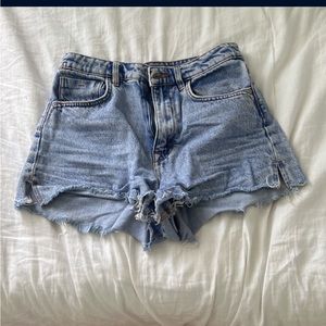 Zara high rise blue jeans.